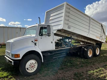 Main image International 8100